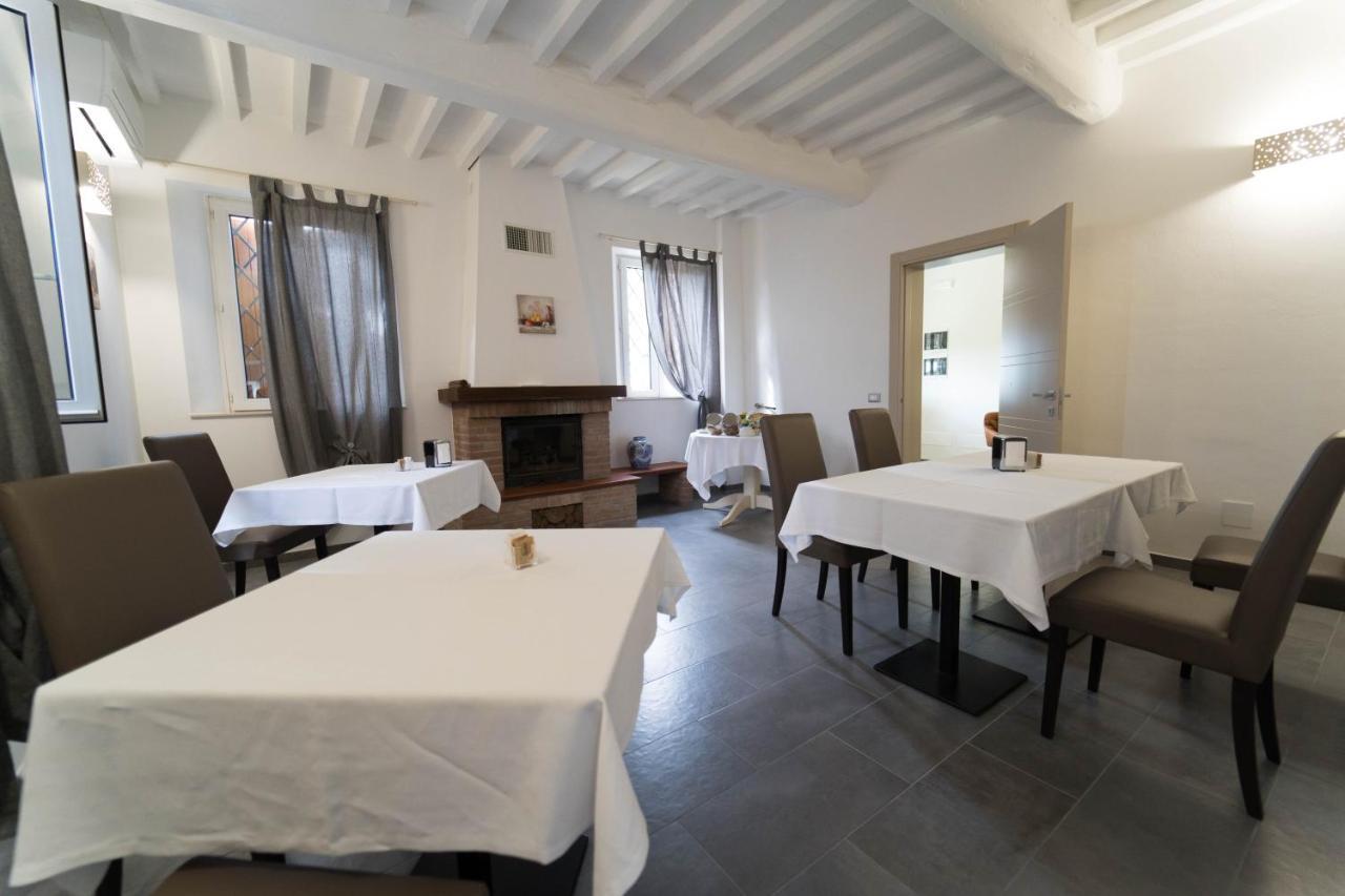 Claudio Rooms Fabbrico Luaran gambar