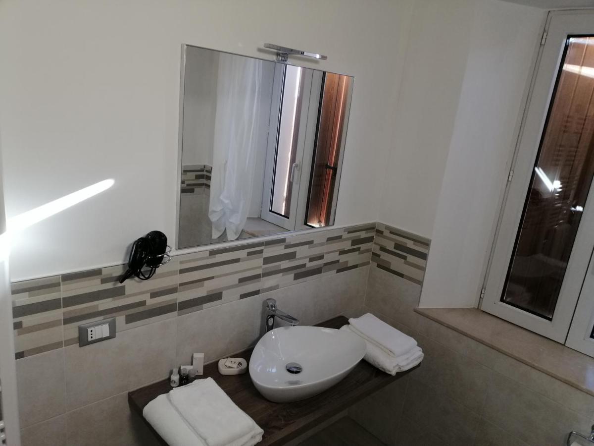 Claudio Rooms Fabbrico Luaran gambar